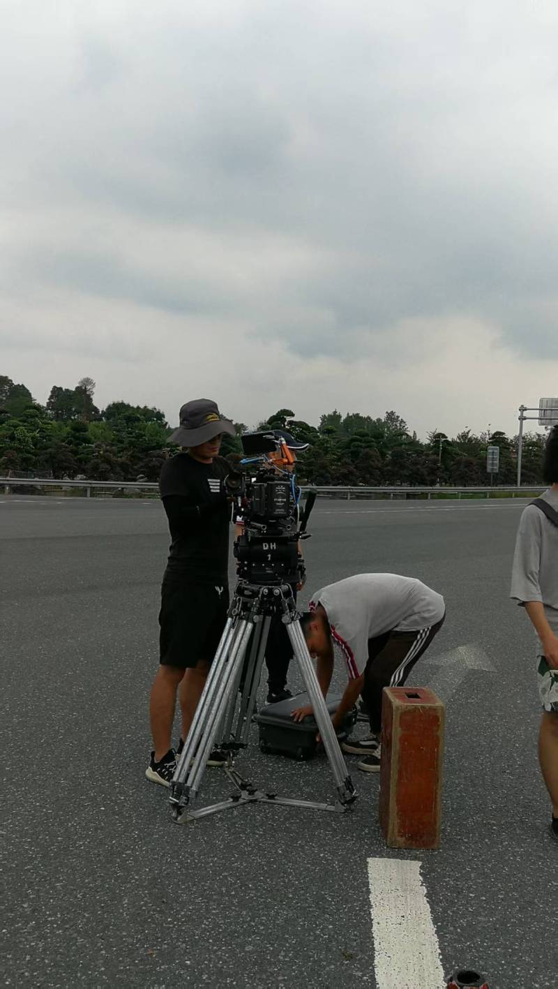 吴川市TVC拍摄公司：唤醒集体记忆，构建跨代际沟通桥梁